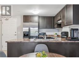 111 - 67 KINGSBURY SQUARE - 13