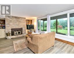 194700 GREY ROAD 13 ROAD S - 19