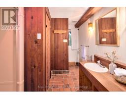 194700 GREY ROAD 13 ROAD S - 23