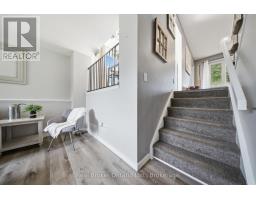 33 HALLMARK STREET - 17