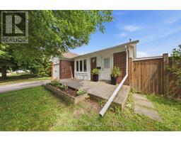 33 HALLMARK STREET - 2