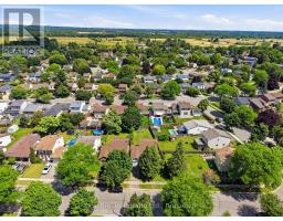 33 HALLMARK STREET - 33