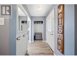33 HALLMARK STREET - 6