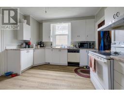 129 ELGIN STREET S - 13