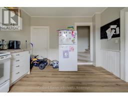 129 ELGIN STREET S - 15