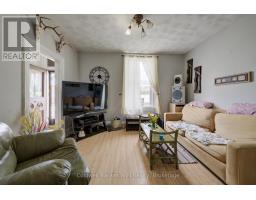129 ELGIN STREET S - 4