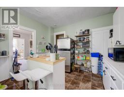 129 ELGIN STREET S - 8