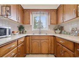 106 WOODBOROUGH ROAD - 17
