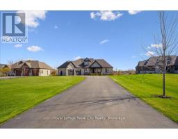 51 ARISS GLEN DRIVE - 1