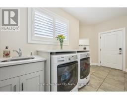 51 ARISS GLEN DRIVE - 24
