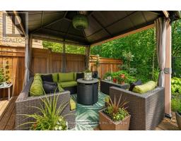 196 MAPLE BUSH DRIVE - 24