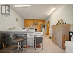 4 & 6 SHARON PARK DRIVE - 32
