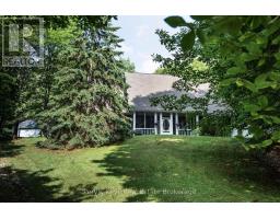 125 CLARKE CRESCENT - 3