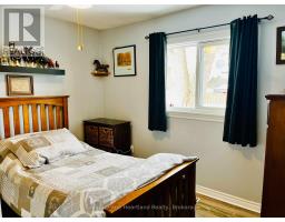 12 VELMA STREET - 12
