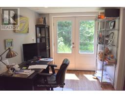 9 DESMASDONS ROAD - 32