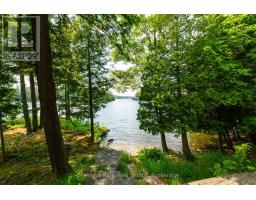 1111 HEMLOCK POINT SIDE ROAD N - 38