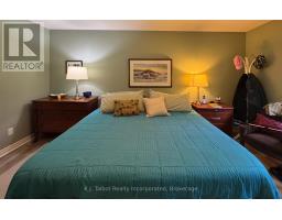 6 DAVID STREET E - 22