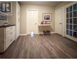 6 DAVID STREET E - 34