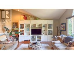 6 DAVID STREET E - 5