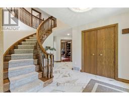 32 SUNSET DRIVE - 10