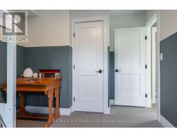 195 WATER STREET - 29