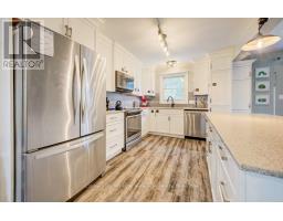 644 STEWART DRIVE - 15