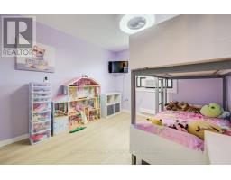 644 STEWART DRIVE - 21