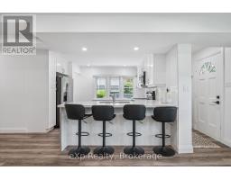 151 HUNGERFORD ROAD - 17