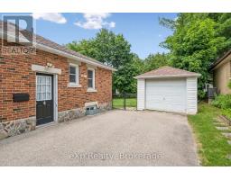 151 HUNGERFORD ROAD - 32