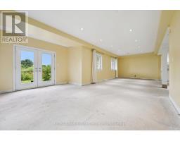 164 MACLENNAN STREET - 32