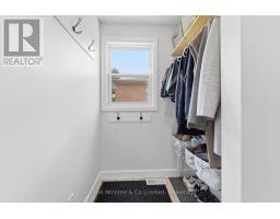 206 THOMAS STREET - 26