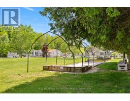 2 PAVILION ROAD - 38