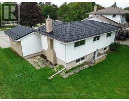 70 BEDFORD DRIVE - 23