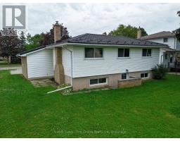 70 BEDFORD DRIVE - 24