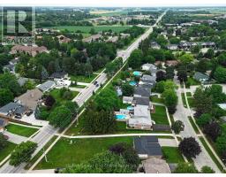 70 BEDFORD DRIVE - 29