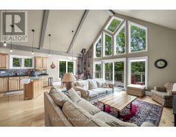 1311 WONDERLAND ROAD - 5
