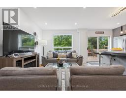 54 CHESTERTON LANE - 11