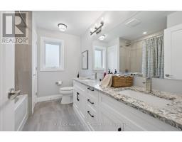 33 WATERLOO STREET - 20
