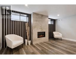33 WATERLOO STREET - 22