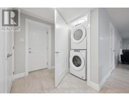 33 WATERLOO STREET - 32