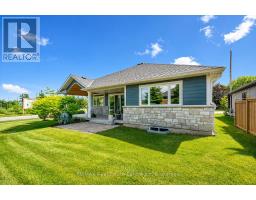 33 WATERLOO STREET - 33