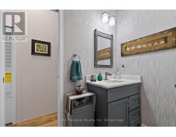 50 PORTSIDE DRIVE - 77719 BLUEWATER HIGHWAY - 14