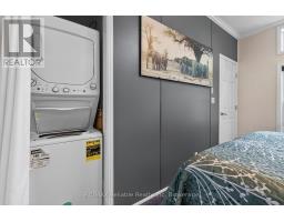 50 PORTSIDE DRIVE - 77719 BLUEWATER HIGHWAY - 17