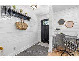 415 WELLINGTON STREET - 13