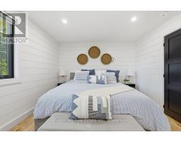 415 WELLINGTON STREET - 26