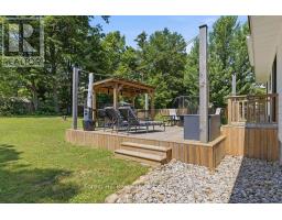415 WELLINGTON STREET - 36