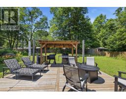 415 WELLINGTON STREET - 41