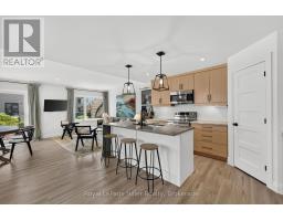 19 TRAILSIDE DRIVE - 12