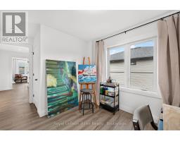19 TRAILSIDE DRIVE - 24