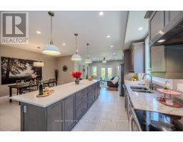 479 ST GEORGE STREET E - 11